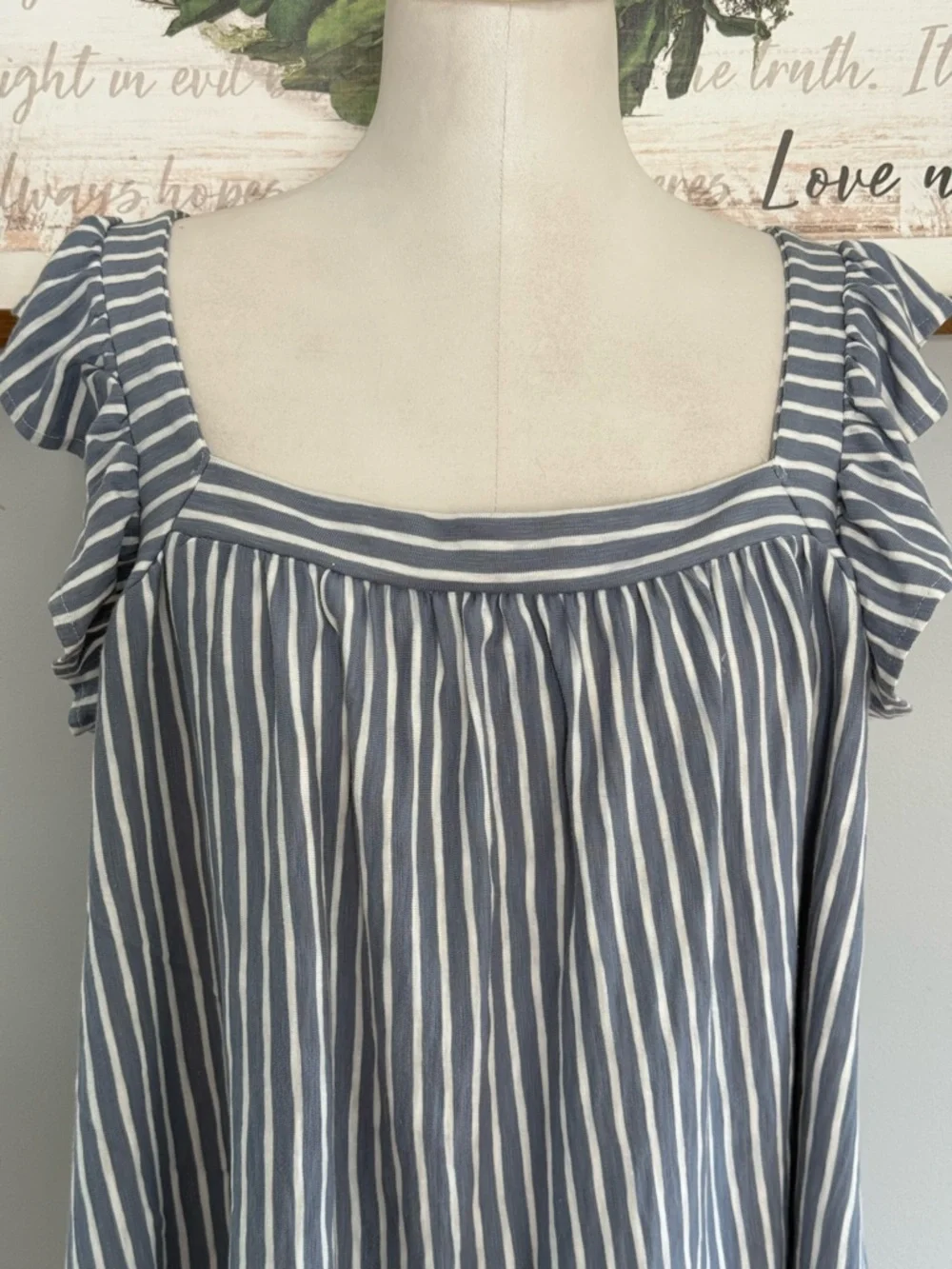 2x , 3x. LC Lauren Conrad Blue and White Striped Ruffle Sleeve Tank - Picture 4 of 10